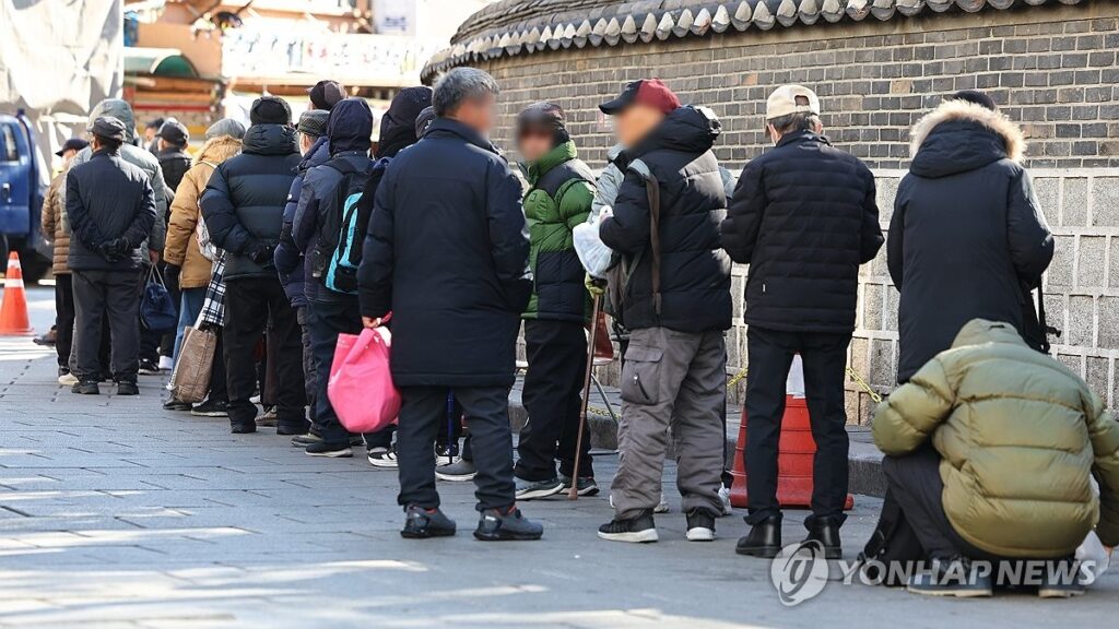 "노인이지만 할아버지라고 부르지 마세요"… 5060의 '이중심리', 진짜 이유는? 2 노인