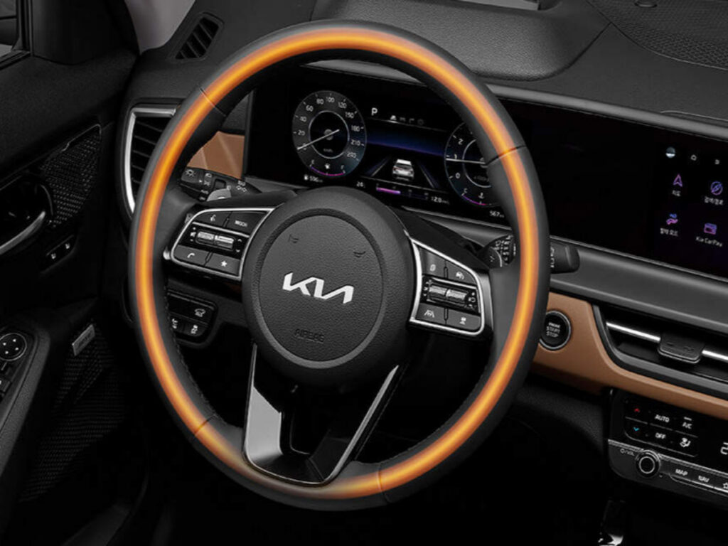 "2025년형 공개" .. 소형 SUV, 내년 하이브리드 출시 소식 들려오자 '안도' 3 SUV