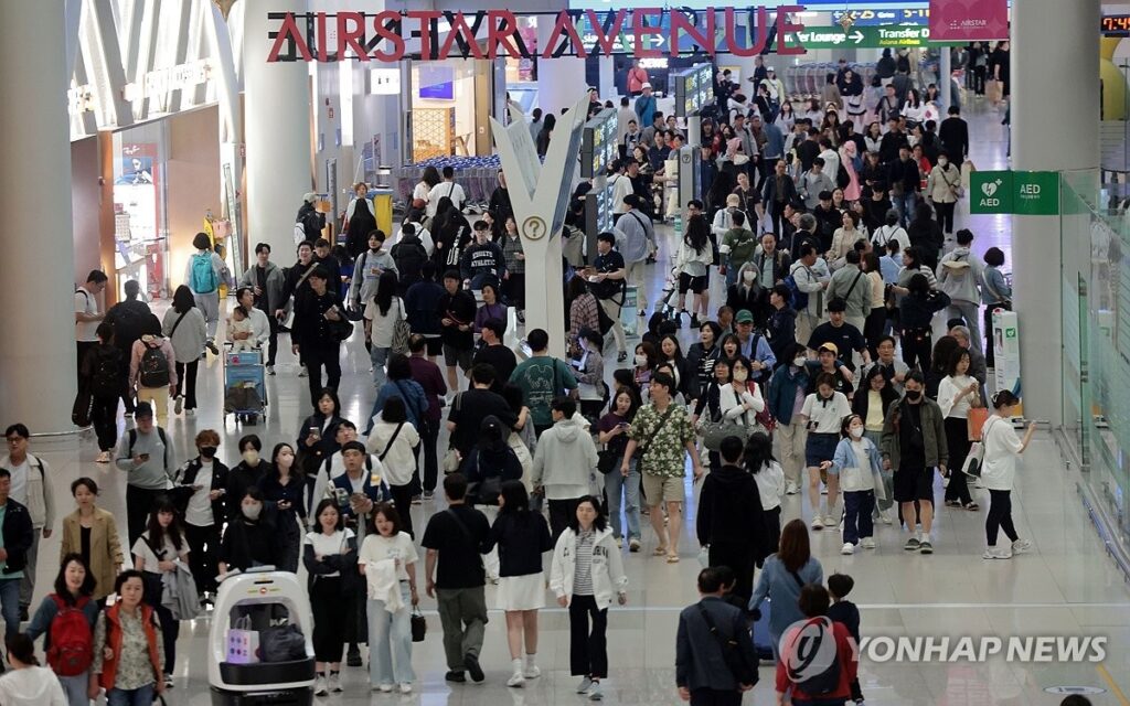 "황금연휴 없어졌으면 좋겠어요"... 뜻밖의 고백에 '깜짝', 대체 무슨 일? 4 연휴