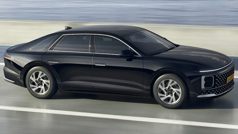 Hyundai Grandeur Taxi Launched