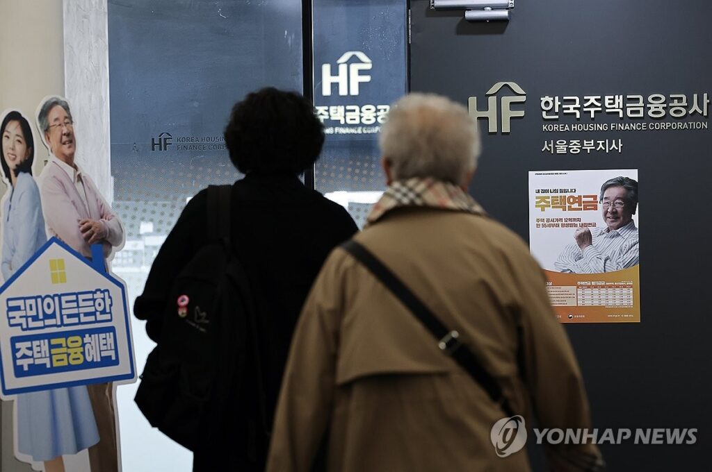 연금만 믿었는데 "이 돈으로 어떻게 살아요"… 고령층 아우성에 국회가 내놓은 '파격 대안' 5 연금
