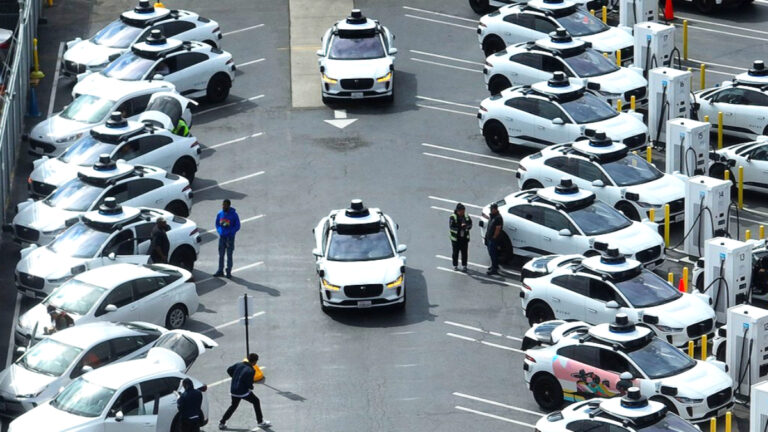 Korea, the U.S., and China Robotaxi