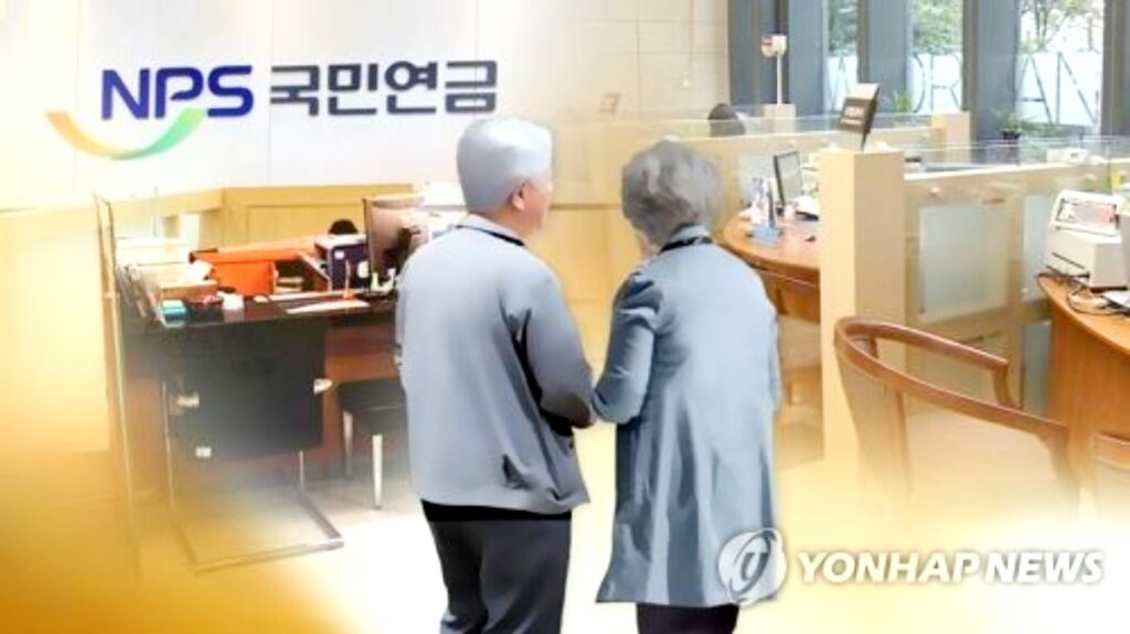 뼈 빠져라 일해도 "노후 자금은 '텅텅'" … 대한민국 절박한 700만 노인들 '눈물' 4 노인