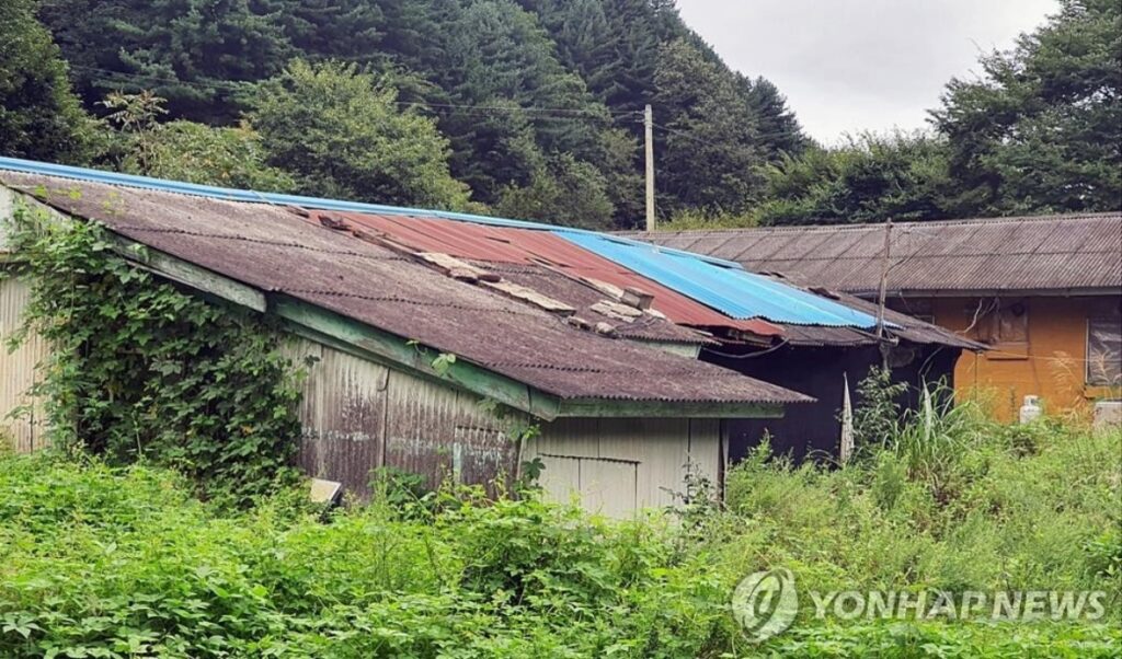 집값 천정부지인데 "공짜로 줘도 안 가져간다고?"... 153만 채 '텅텅' 빈 이곳, 대체 어디길래 2 빈집