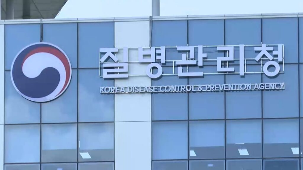 여름휴가 코앞인데 "코로나 악몽이 돌아온다"... 더욱 심각해진 상황에 한국 '재난 경보' 2 코로나