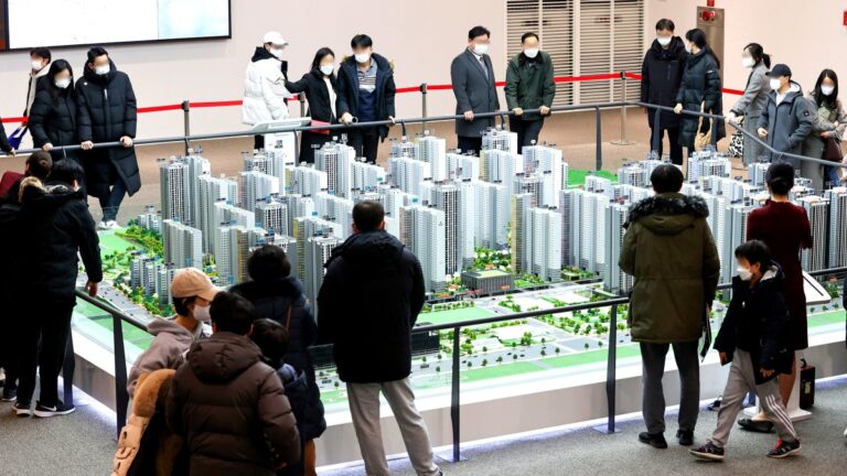 서울과 부산의 아파트 매매가 양극화