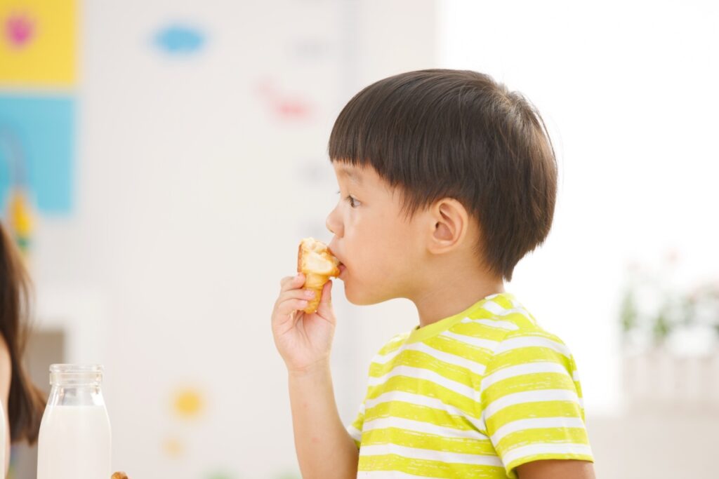 "333 양치질 법칙 맹신하지 마세요" … 식사 후 올바른 양치 시간은 따로 있습니다 2 양치