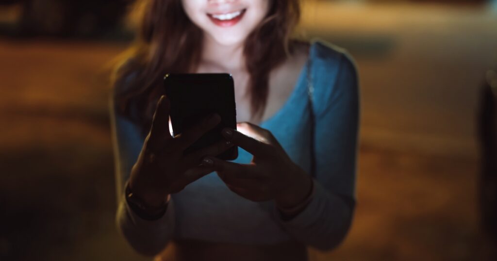 "스마트폰 배터리 수명 확 늘어납니다" ... 설정에서 이것부터 확인해 보세요 2 스마트폰