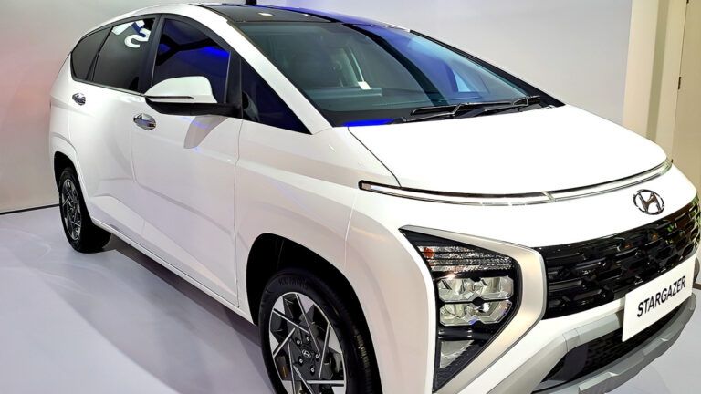 HYUNDAI Stargazer facelift