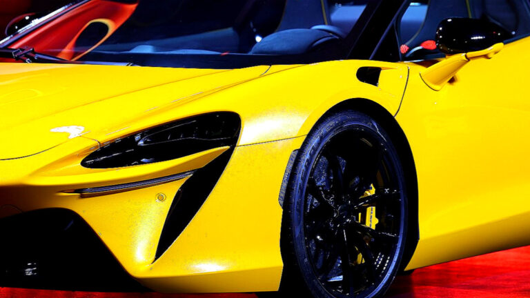 McLaren Atura Spider Ignition Spear