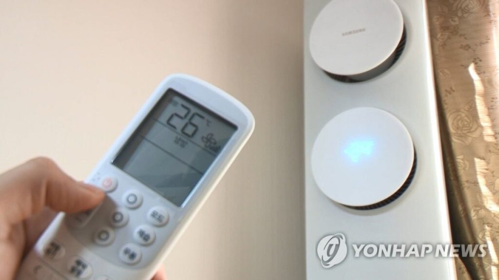 "매달 고지서 보기가 무서워요"… 땀 뻘뻘 무더위, 전기요금 '싹둑' 누진제 완화·에너지바우처 3 전기요금