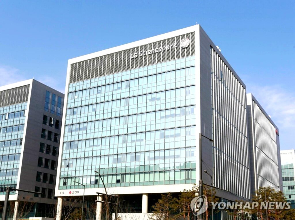 삼성 뒤로하고 "이 회사 손 들어줬다" … 국내 최초 '1000억 잭팟'에 '환호' 3 삼성