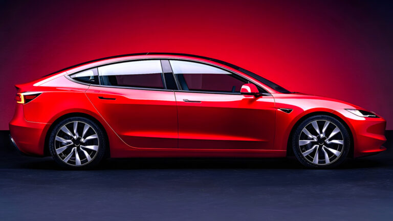 Tesla Model 3 Lever Reintroduced