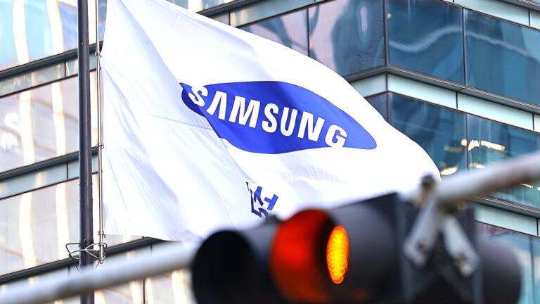 Samsung Electronics SK Hynix HBM