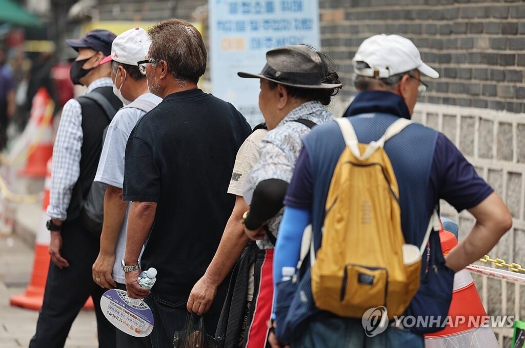 기대했던 노후 "이렇게 끔찍할 줄이야"… 70대 어르신 한마디에 4050 '공포', 한국만 겪는 오싹한 결말 5 노후