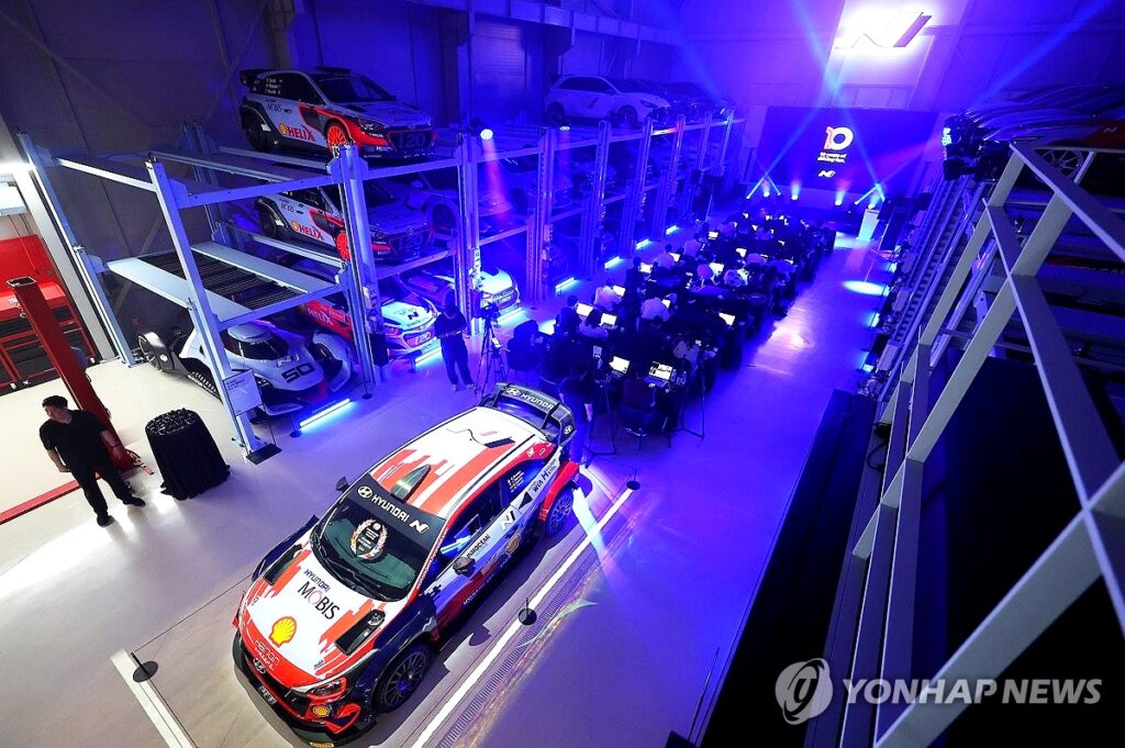 "국산차도 이 정도 하나" ... 10만 대 돌파 겨냥한 현대차의 '반전 승부수'에 '환호' 4 현대차