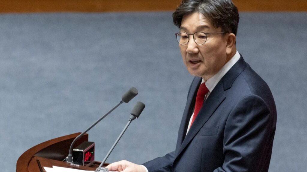 권성동