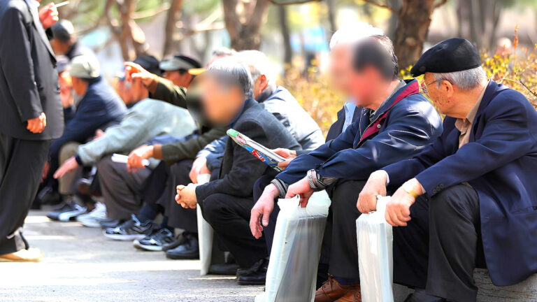 a lack of welfare facilities for the elderly
