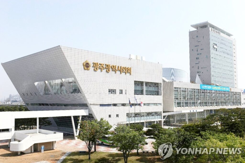 "대통령이 직접 약속한 '2조' 프로젝트였는데" … 삼성의 기습 발걸음에 '이 지역'이 분노 폭발한 이유 4 삼성