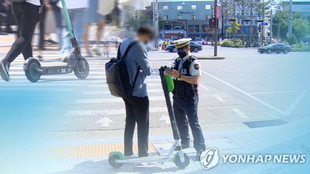 세금 100억 '펑펑' 쓰고도 "길거리가 위험천만 지뢰밭" … 골칫덩어리 된 '이것'에 시민들 '한숨만' 2 세금