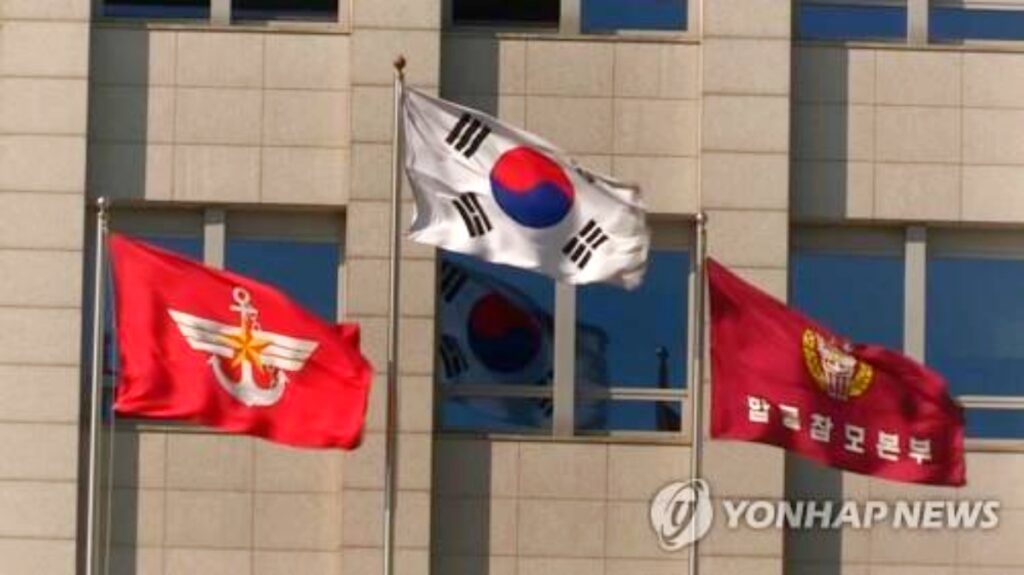 비상계엄 후폭풍 "결국 이렇게 터졌다" … 8년 만에 일어난 이례적인 풍경에 군 내부 '들썩' 4 군