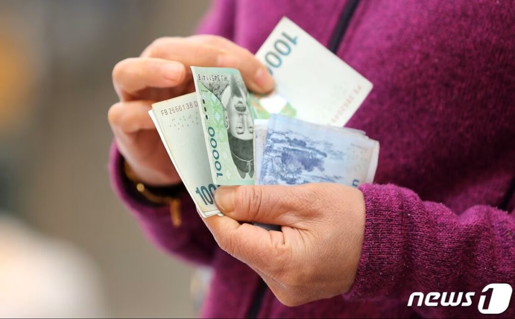 "월 30만 원이면 충분해요"… 작은 소득이 시니어들에게 가져온 '놀라운 변화' 4 시니어