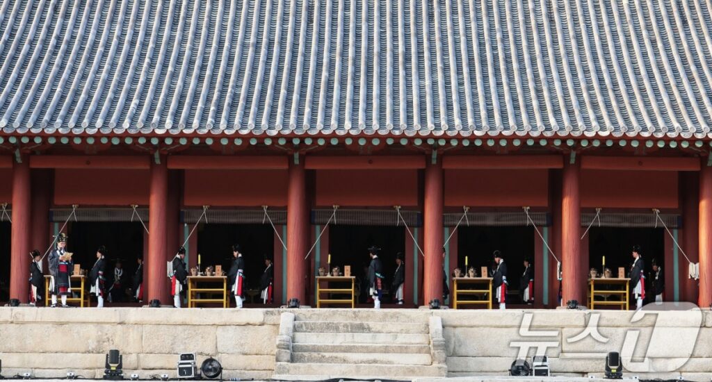 600년 국가 보물 "보호하는 건 고정관념"… 오세훈의 황당한 주장에 전 세계 '한숨' 4 오세훈