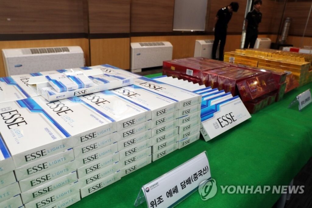 "이거 진짜 에쎄 맞아?"… 감쪽같이 속인 중국산, 1갑 '4만 원'에 팔려다 '덜미' 5 에쎄