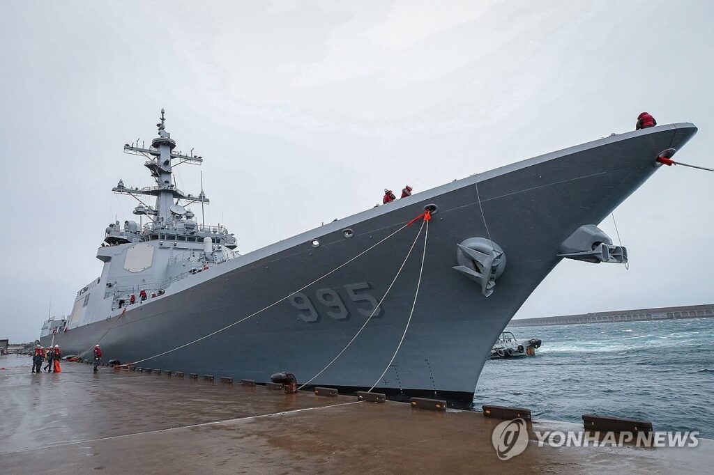 "북한 잠수함 숨소리도 잡는다"… 세종대왕함보다 5배 강하다?" 스펙 뜯어보니 5 세종대왕함