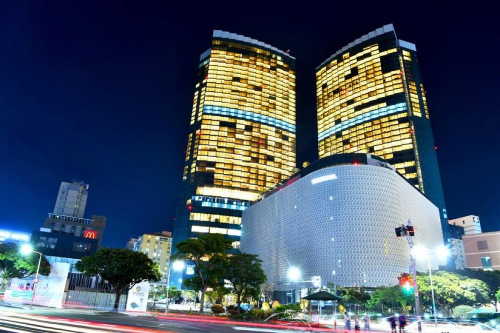 "한국인은 정가, 중국인만 특별 할인?"… 설 연휴 제주 99% '매진', 손님 정체 보니 3 중국