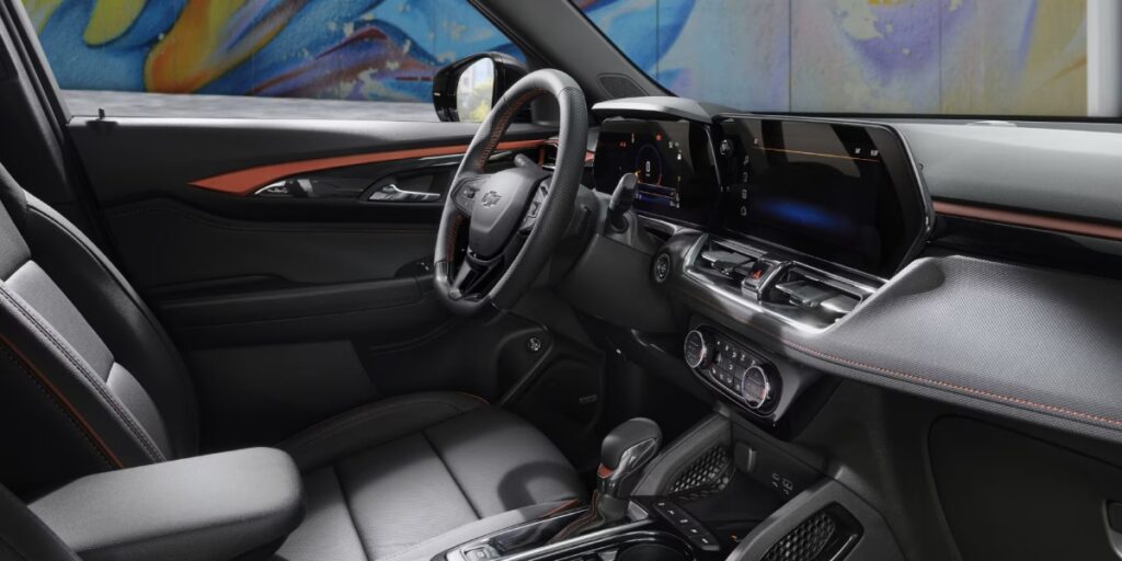 "2천만 원대에 사륜구동까지?"… 3천만 원 안 넘는데 '풀옵션급' 사양 갖춘 차 3 차