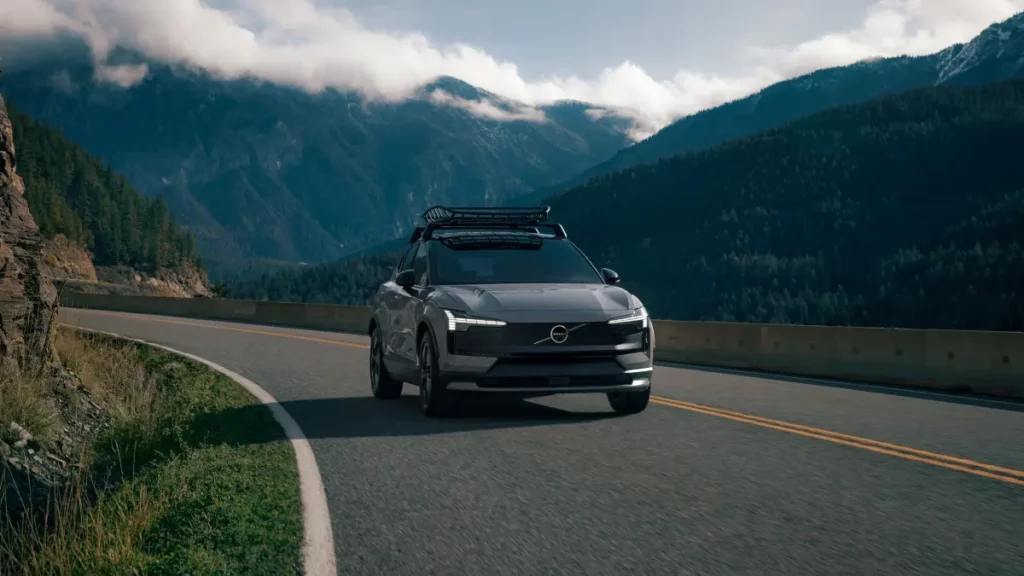 "본사까지 설득했다"… 무려 '761만원' 깎은 프리미엄車, 단돈 '3천만원'이면 산다 4 프리미엄