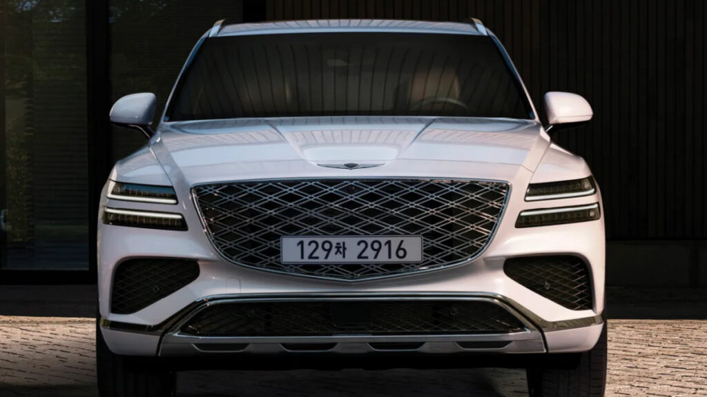 "길거리에 흔한데 여전히 비싸보여"… 3만 대 팔고도 품격 지킨 '한 끗' 4 GV80