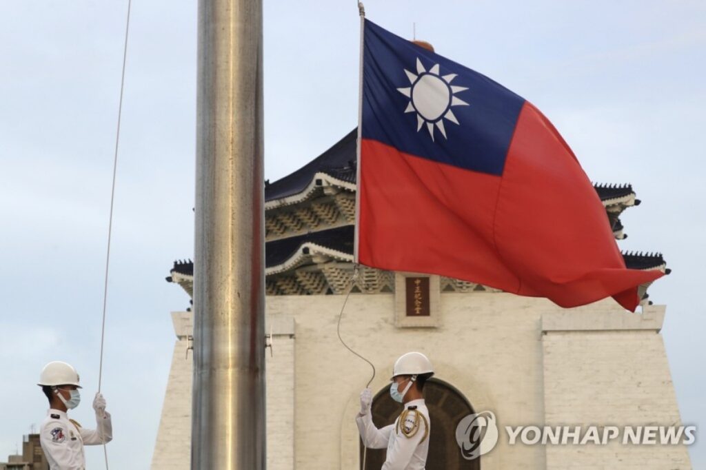 "한국이 제물이냐"… 날짜 박고 '보복 협박'까지, 선 넘어도 한참 넘었다 2 한국