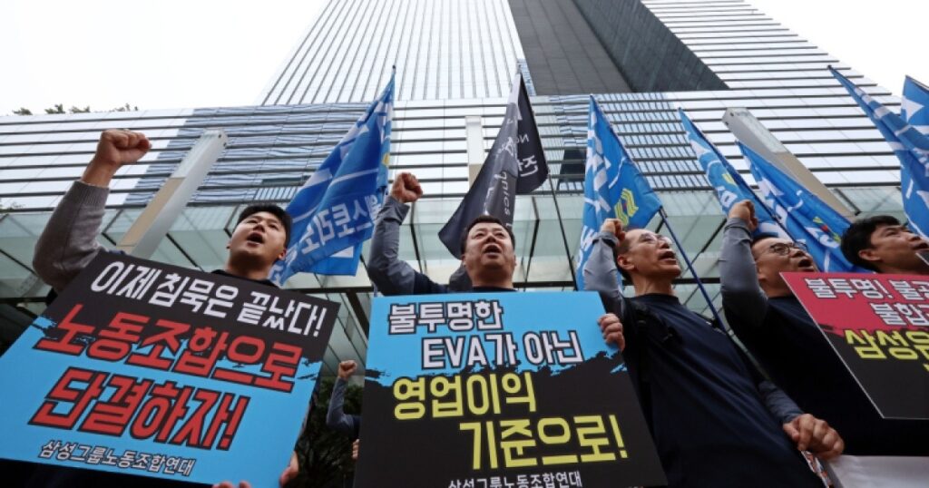 "이재용 나와라"… 57년 만에 '삼성 신화' 흔들, 창사 이래 '최악의 상황' 2 삼성