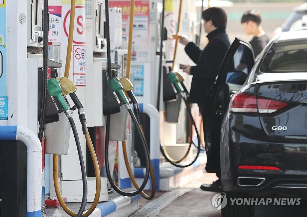 "전쟁 틈타 '5천억' 쓸어담았다"… 국제 유가 핑계 대던 업계, 결국 일주일 만에 '철퇴' 2 유가