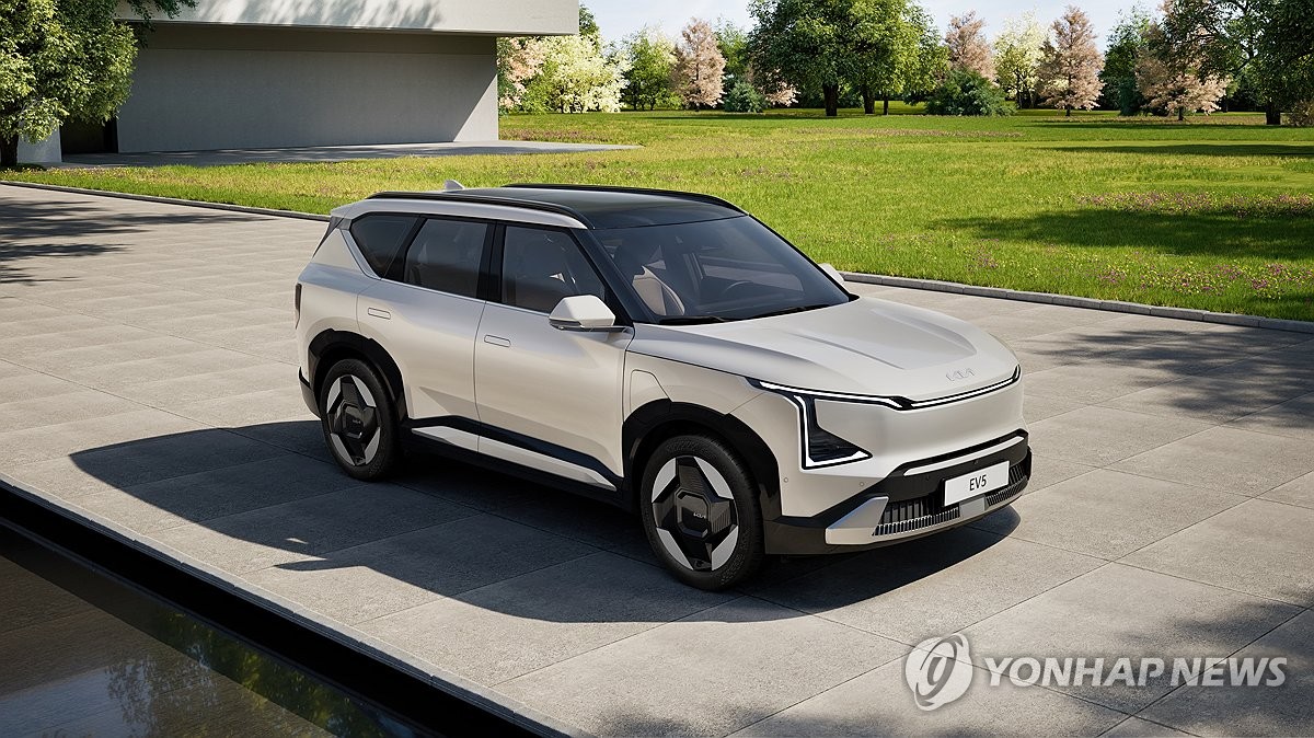 기아, 준중형 전기 SUV EV5 디자인 공개…"혁신·실용성 조화" | 연합뉴스