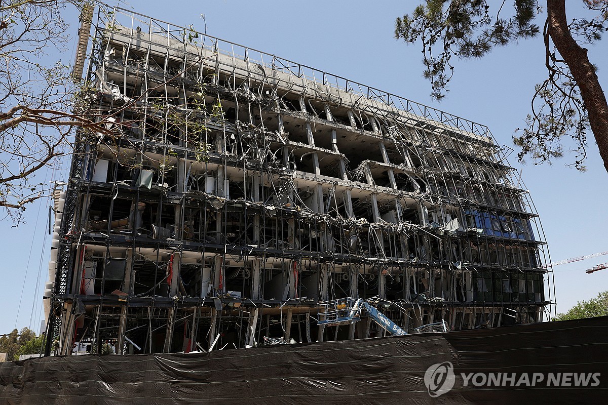 원전 때리고 집속탄 사용…이스라엘·이란 전쟁 격화 | 연합뉴스