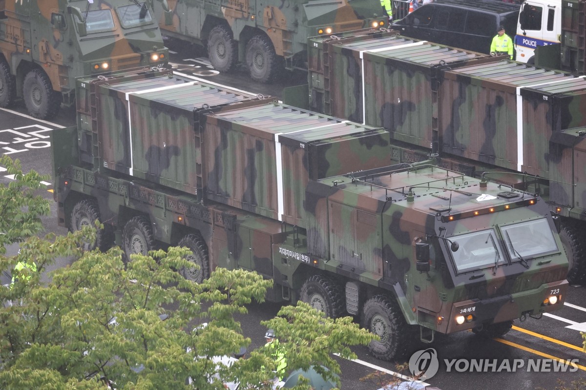 "미군 없이도 북한 때릴 수 있다"… 정찰위성·현무·L-SAM 완성, 동북아 '판도 바꿀 한국군' 3 도심에 나타난 '3축 체계 핵심' L-SAM | 연합뉴스