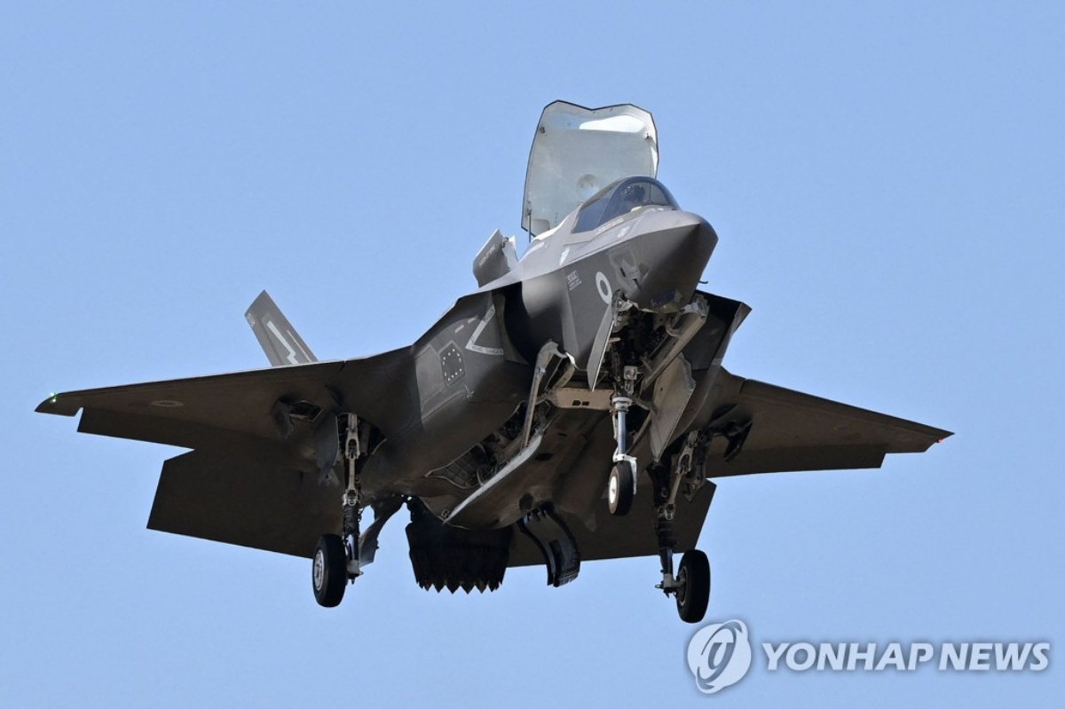 "지금 결정 못하면 한국 위험하다"… 천하무적 F-35도 못 채운 '치명적 공백' 2 F-35
