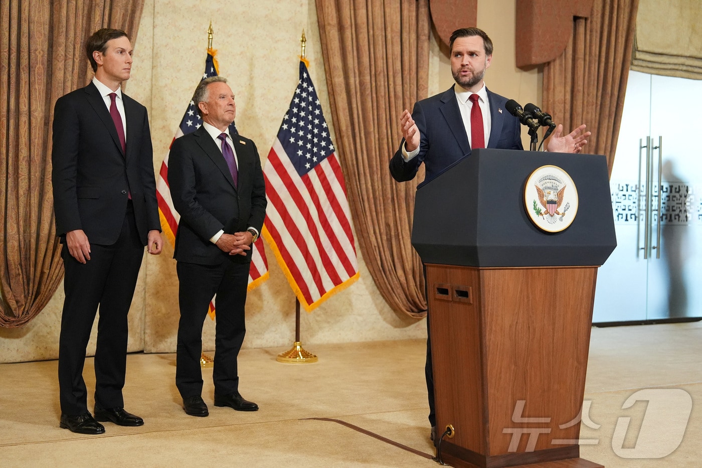 미·이란 2차 협상 무산…백악관 "밴스 22일 출국 없을 것"