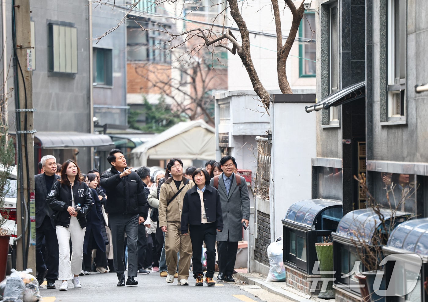 "최장 10년 살 수 있다고?"… 무주택 청년이라면 '지금 바로' 확인해야 할 서울 청년주택 3 서울시, 2030년까지 청년주택 7만4000가구 공급…주거 사다리 구축 - 뉴스1