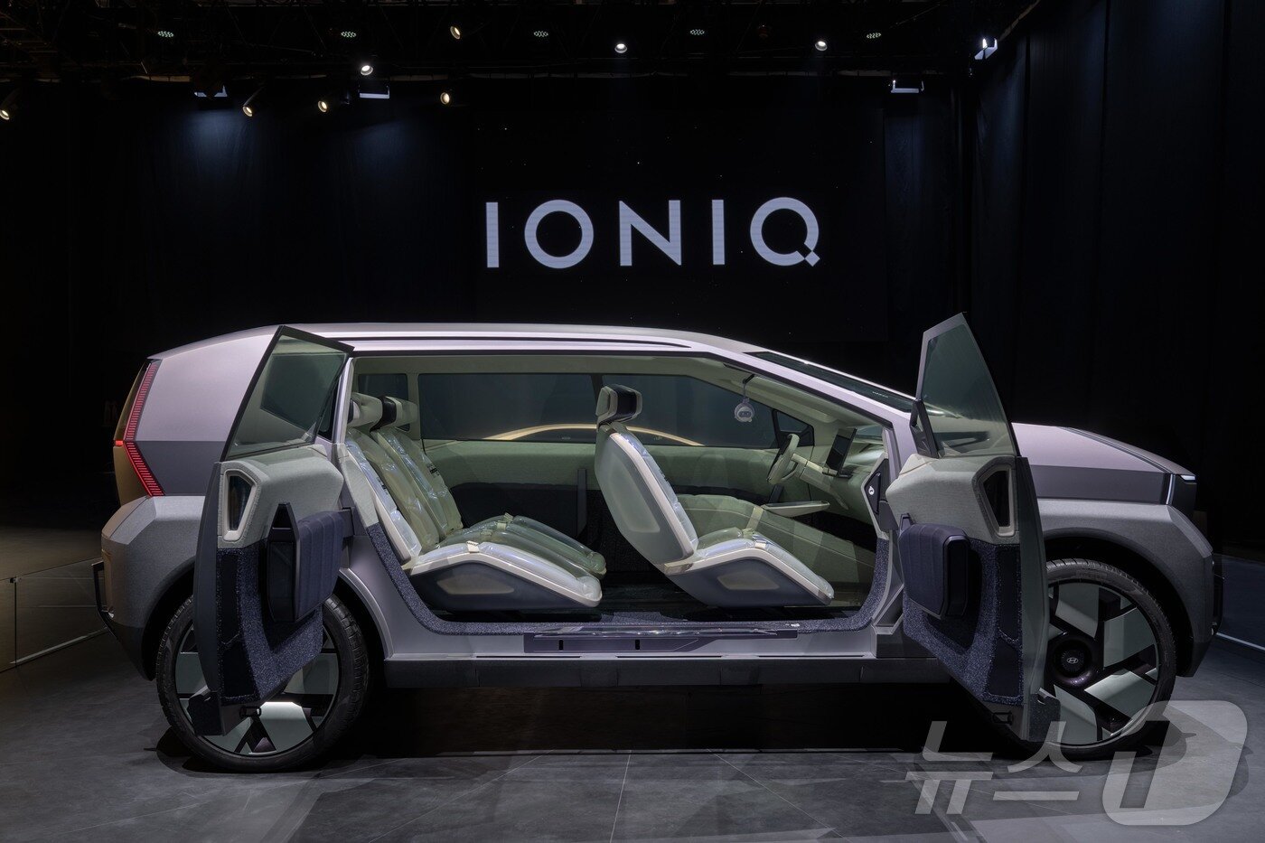 무뇨스 사장 "中, 가장 중요한 EV 시장"…'아이오닉 V'로 반등 시작 - 뉴스1