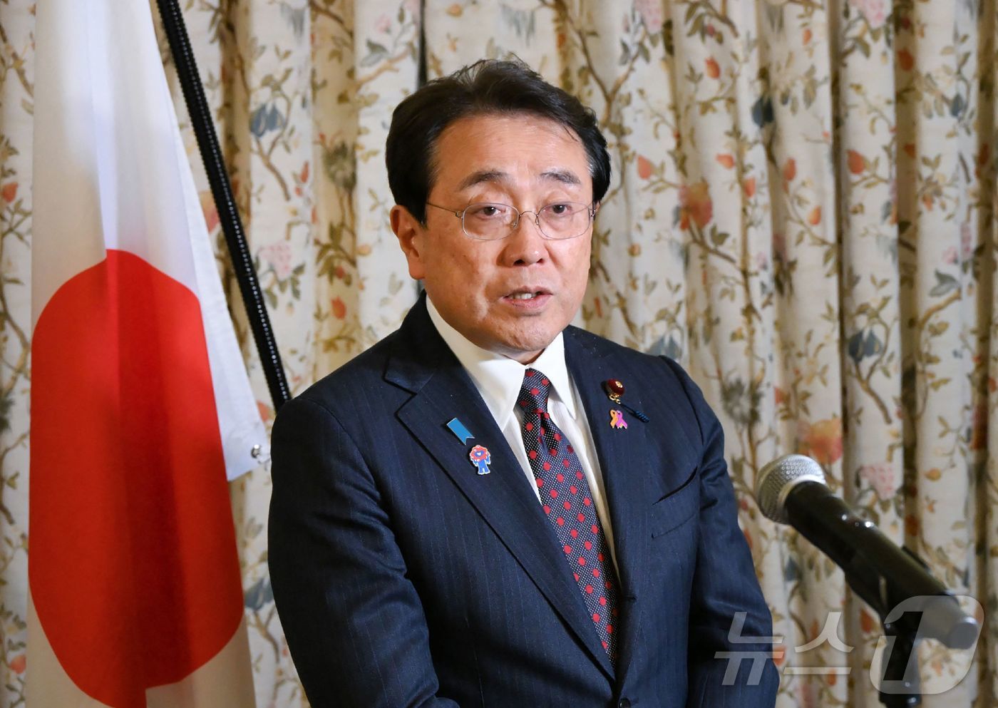 트럼프, 日 관세 회담서 '대일 무역적자 제로' 언급…방위비 압박도" - 뉴스1