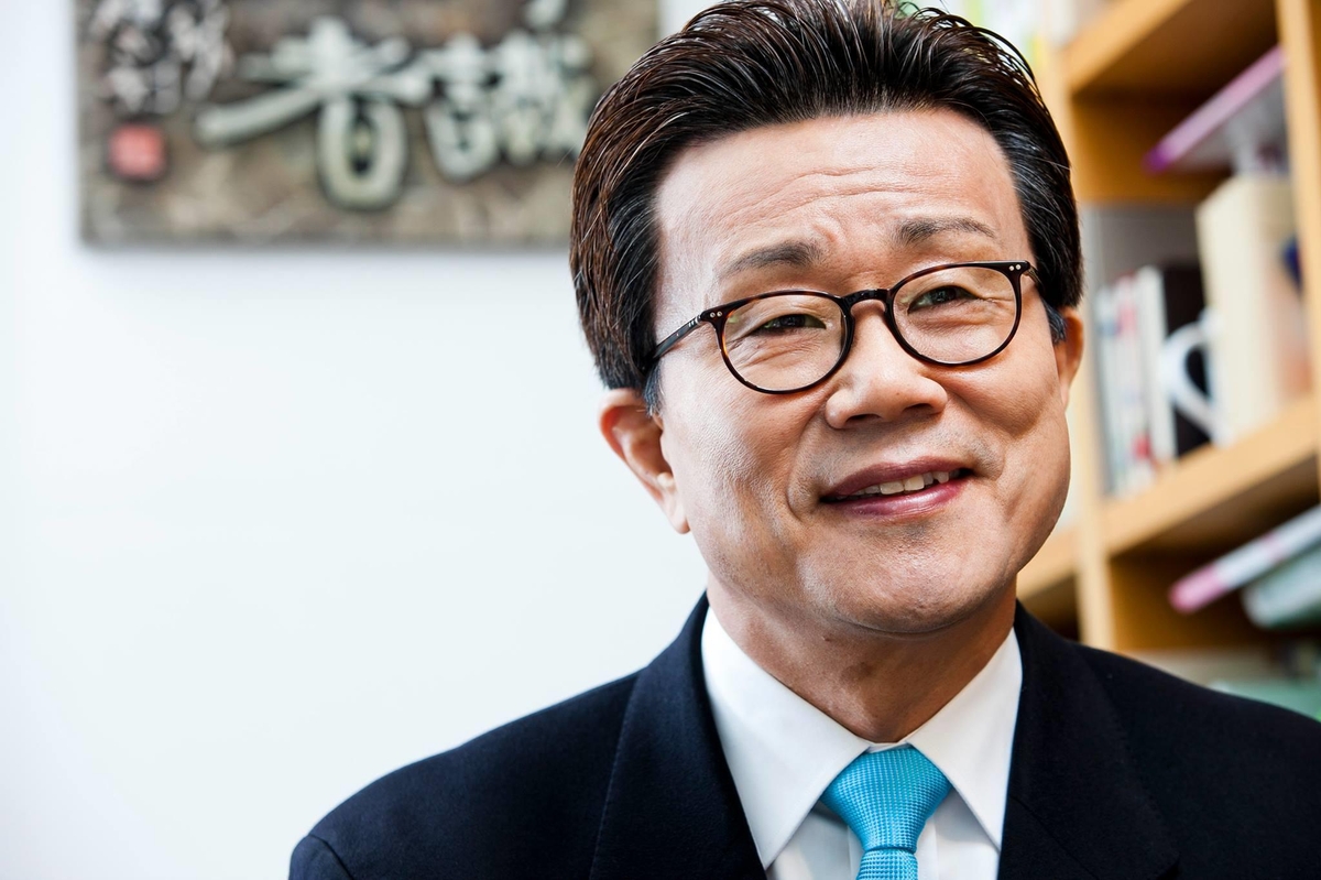 "자식 잘 된 것도 재산도 아니었다"…65세 넘으면 가장 부러운 사람, '이 유형' 따로 있다 2 노인(老人) 대신 '젊은이의 길이 된 사람'…노인(路人) 어때요" | 연합뉴스