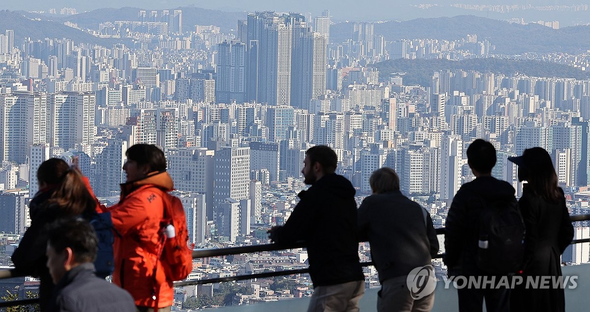 "서울 포기하고 경기도로"…4년 만에 최고치 찍은 '탈서울' 매수 비중, 어느 지역으로 몰리나 2 서울 아파트값 상승폭 2주째 축소…경기 일부지역 풍선효과 뚜렷(종합) | 연합뉴스
