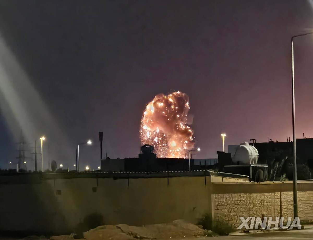 "미국산으로는 버틸 수가 없다"… 걸프 국가들이 한국에 SOS 보낸 '결정적 이유' 2 사우디, 韓천궁Ⅱ 조기인도 타진…UAE도 추가 요격미사일 요청 | 연합뉴스