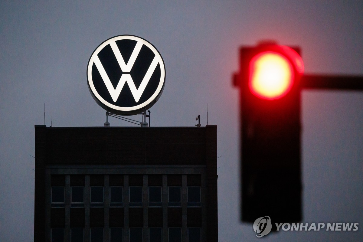 폭스바겐 CEO "생산능력 100만대 추가 감축 추진" | 연합뉴스