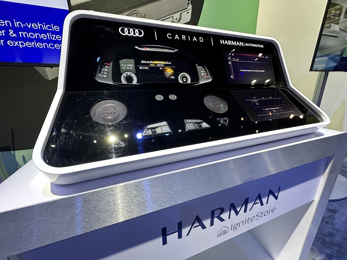 CES 현장] "차 전면유리에 운행정보가"…삼성·하만이 만든 '전장 하모니' | 연합뉴스