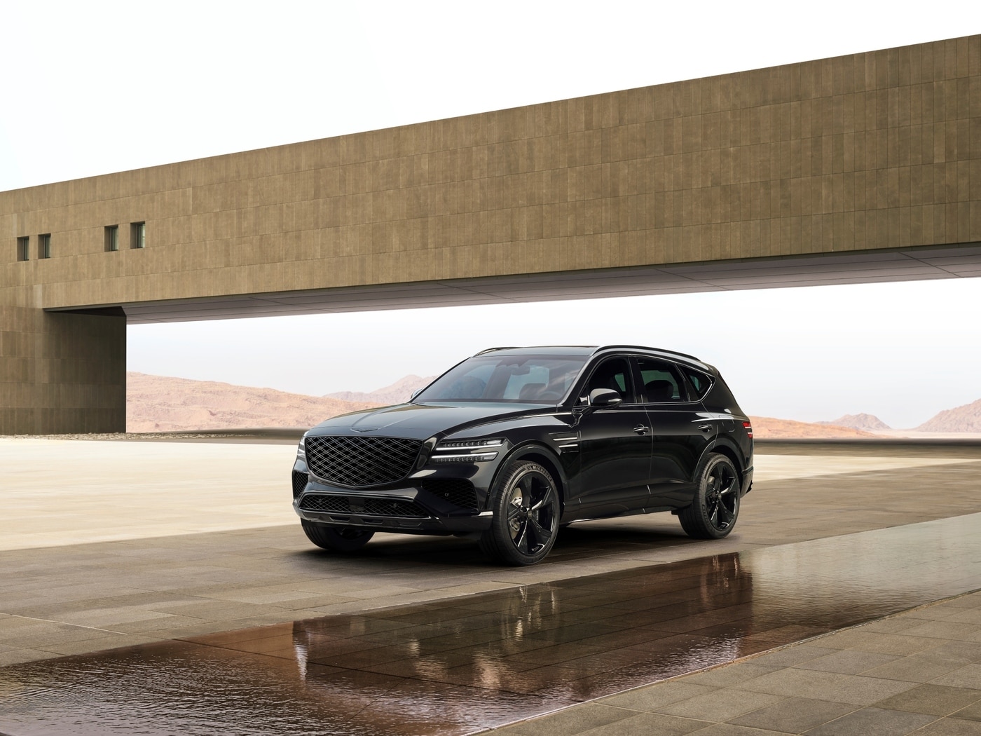 "GV80 쿠페보다 4,200만 원 싸다"…인피니티 QX65, 럭셔리 쿠페 SUV 시장 '발칵' 5 GV80 블랙 내외장 공개